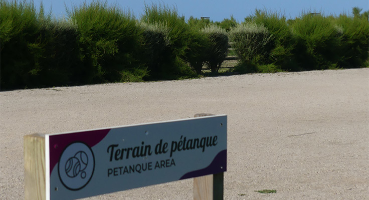 Terrain de p&eacute;tanque du camping Le Cormoran en Normandie