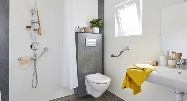 Salle d'eau d'un mobil-home PMR au camping Le Cormoran